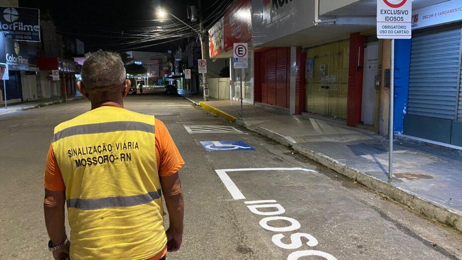 Serviços de sinalização no trânsito recebem melhorias em Mossoró
