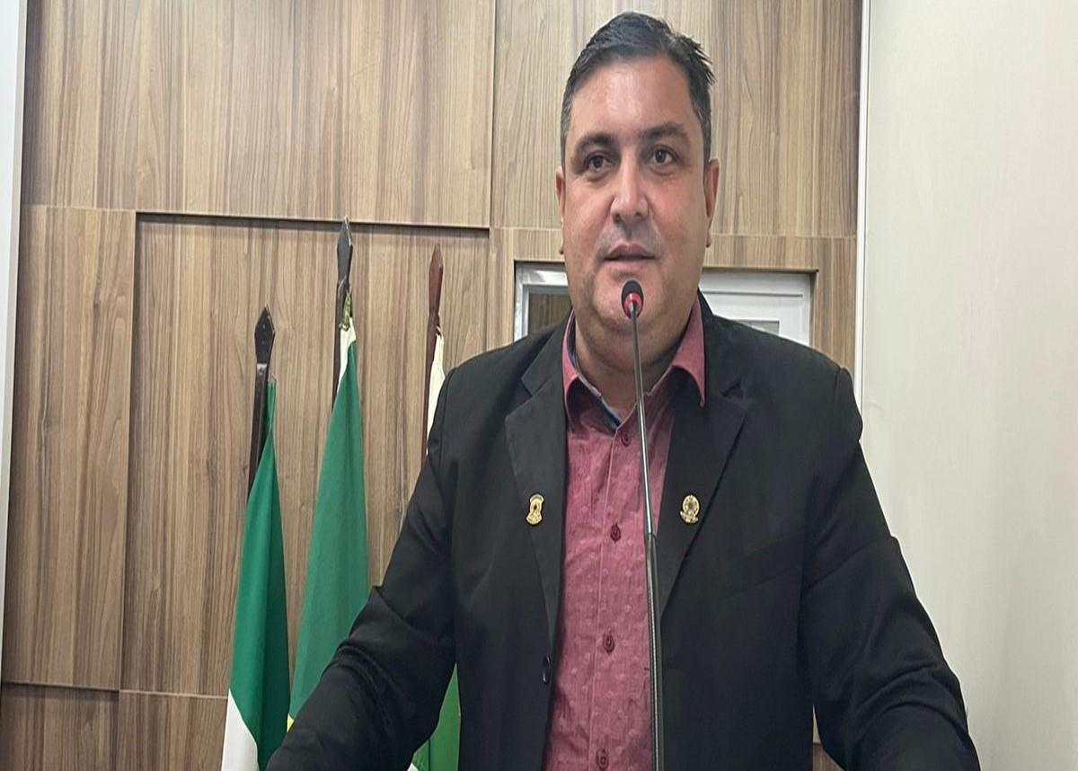 Vereador Ângelo de Dagmar faz cobrança de recuperação da RN-233 que liga Apodi à Caraúbas