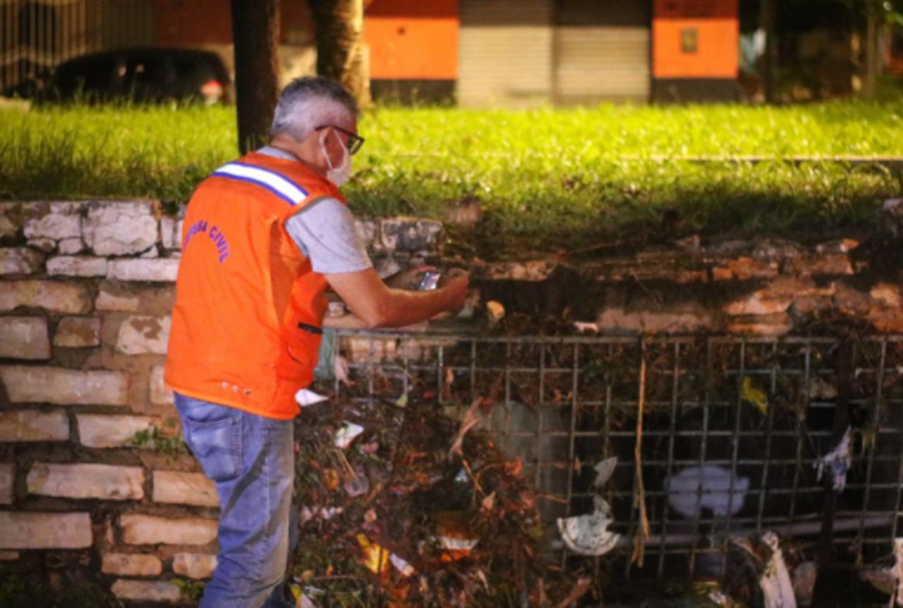 Defesa Civil monitora pontos críticos após chuva forte em Mossoró