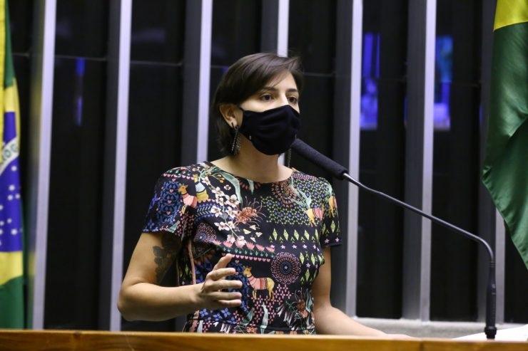 Deputada do RN denuncia Bolsonaro ao TSE por ataques ao sistema eleitoral