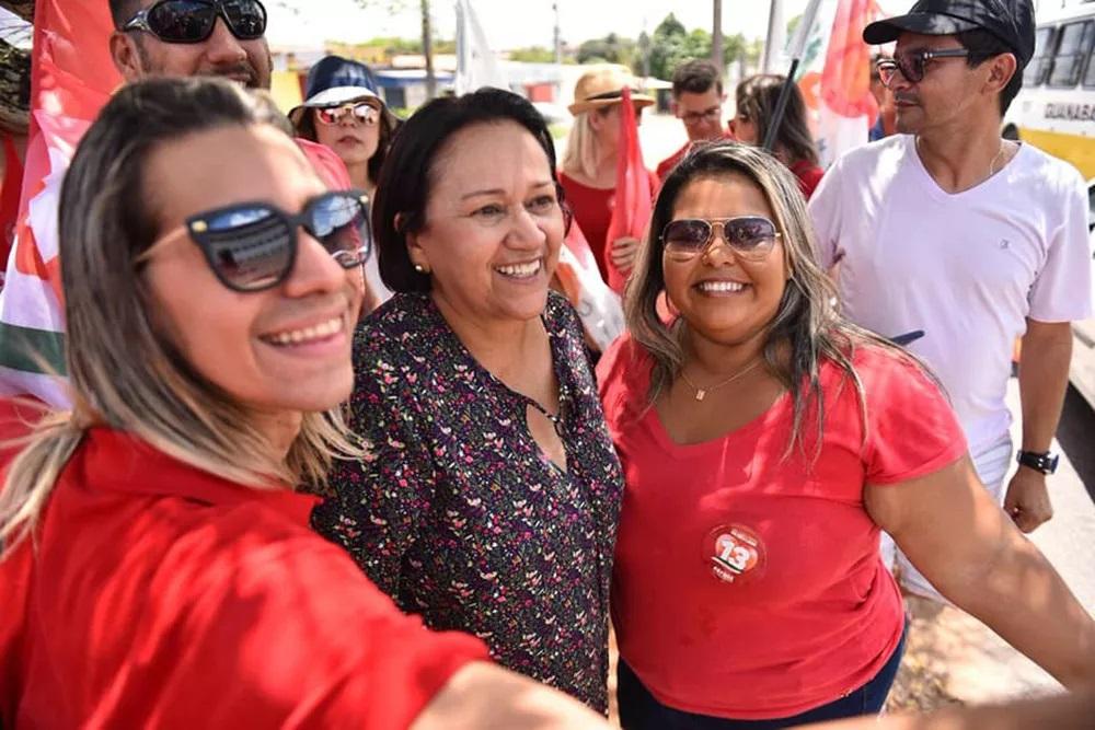 Fátima Bezerra lidera pesquisa com 34% e seria reeleita em 1° turno, aponta Ipespe