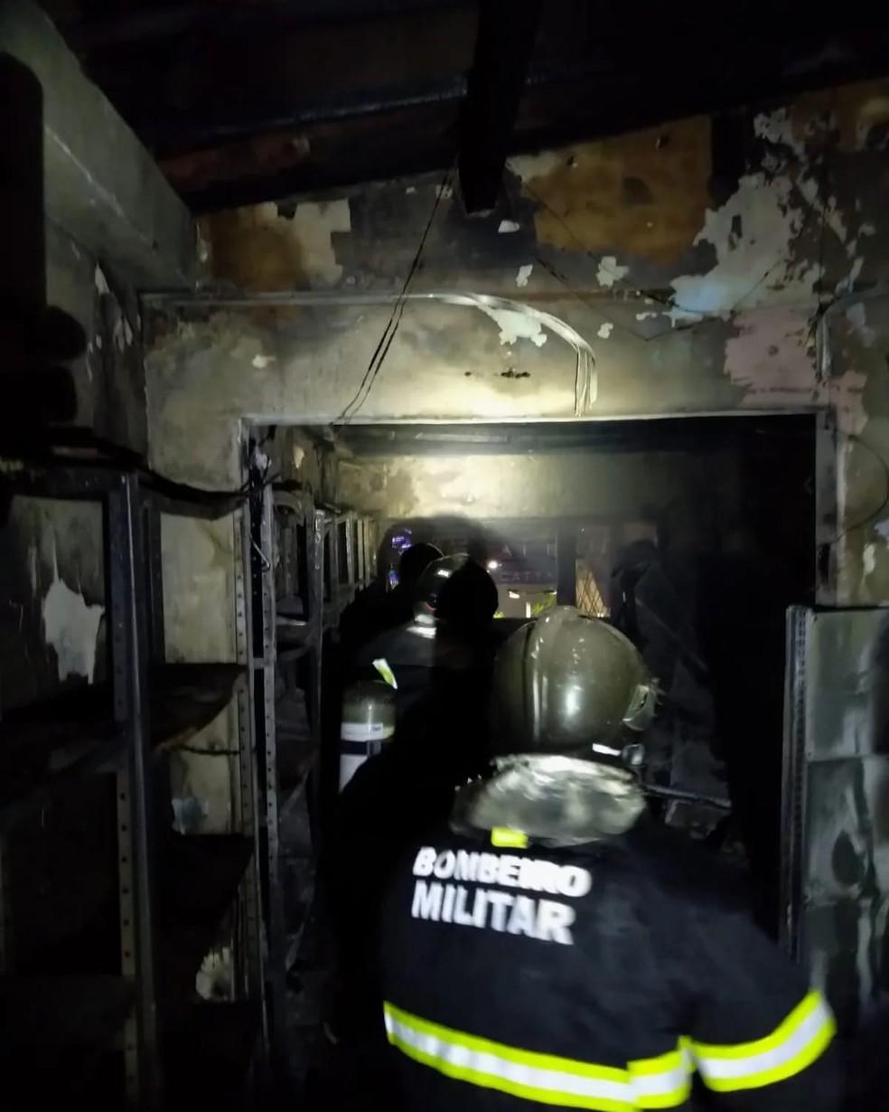 Incêndio destrói estoque de loja de roupas inaugurada há 5 dias em Natal