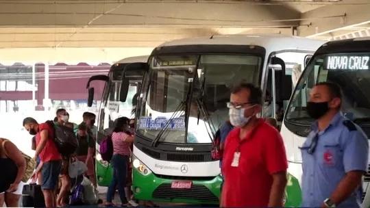 Justiça do Trabalho condena empresa de ônibus a pagar R$ 438 mil à família de motorista que morreu com Covid-19