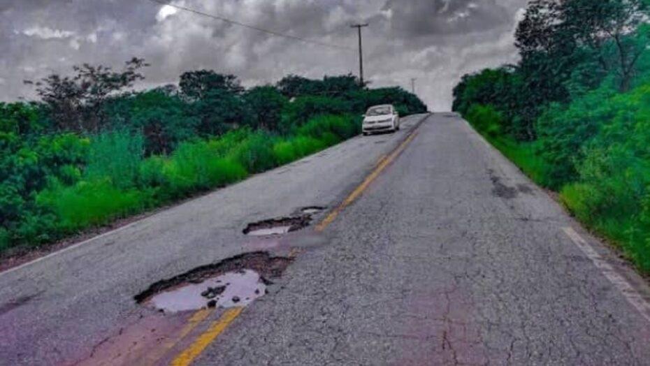 População solicita restauração da RN 233 que liga Apodi a Caraúbas