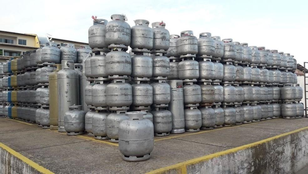 Preço do gás de cozinha sobe nesta sexta e pode chegar a R$ 130 no RN, diz sindicato de revendedores