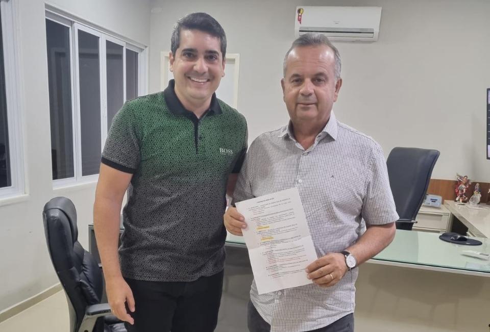 Prefeito de Apodi participa de reunião com Ministro do Desenvolvimento Regional Rogério Marinho nesta Quinta(03)