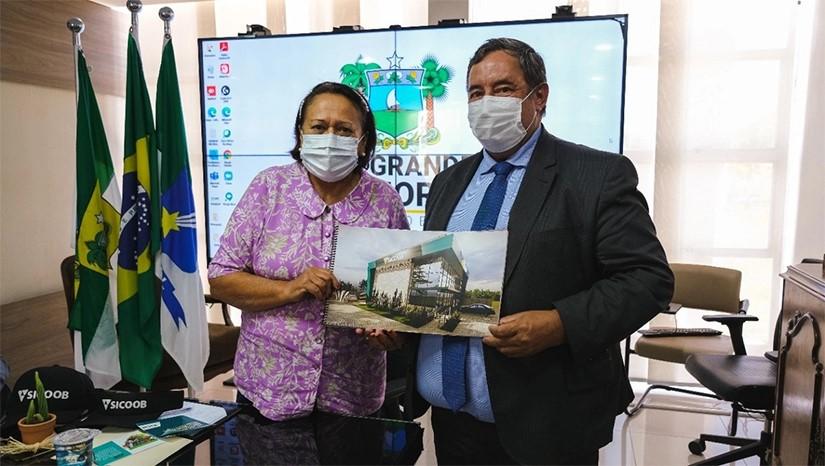 Sicoob Potiguar apresenta projeto da agência de Mossoró à governadora Fátima