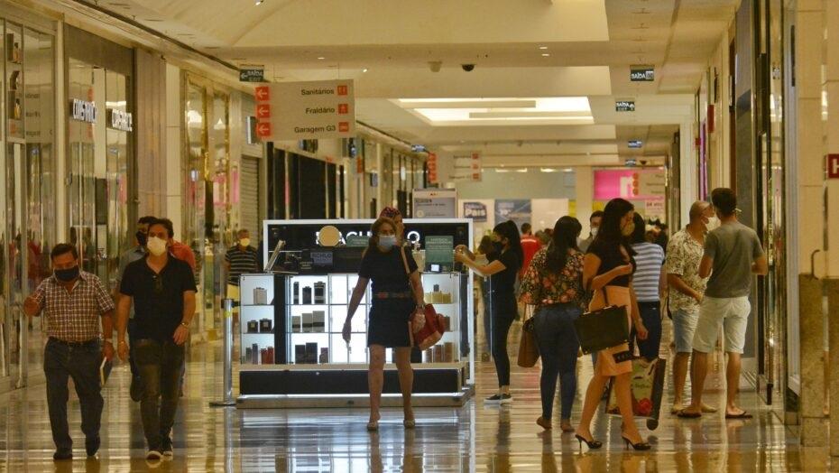 Confira o funcionamento do comércio neste feriado de Tiradentes em Natal