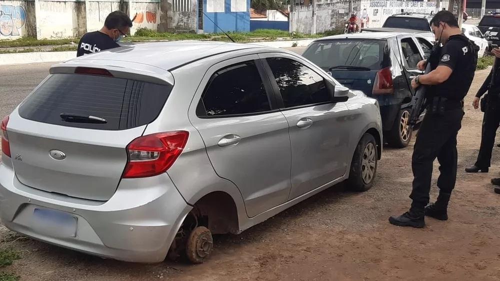 Foragido da Justiça morre após ser localizado com carro roubado e entrar em confronto com a PM em Natal