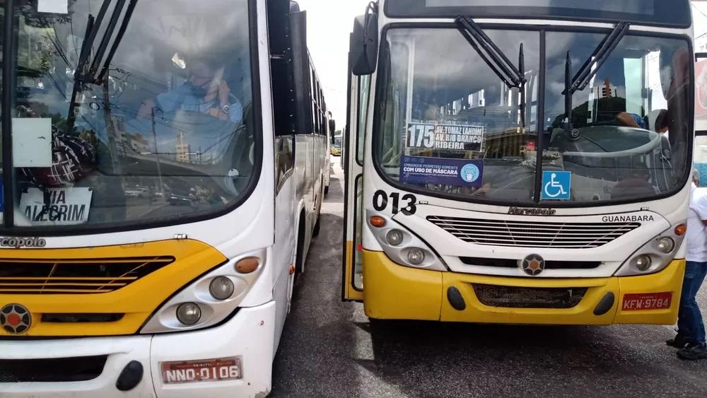 Justiça determina retomada de linhas de ônibus suspensas em Natal