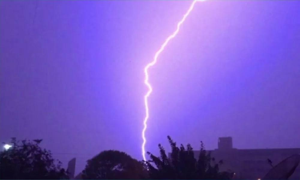 Mais de 50 mil raios atingiram o Rio Grande do Norte em 2022