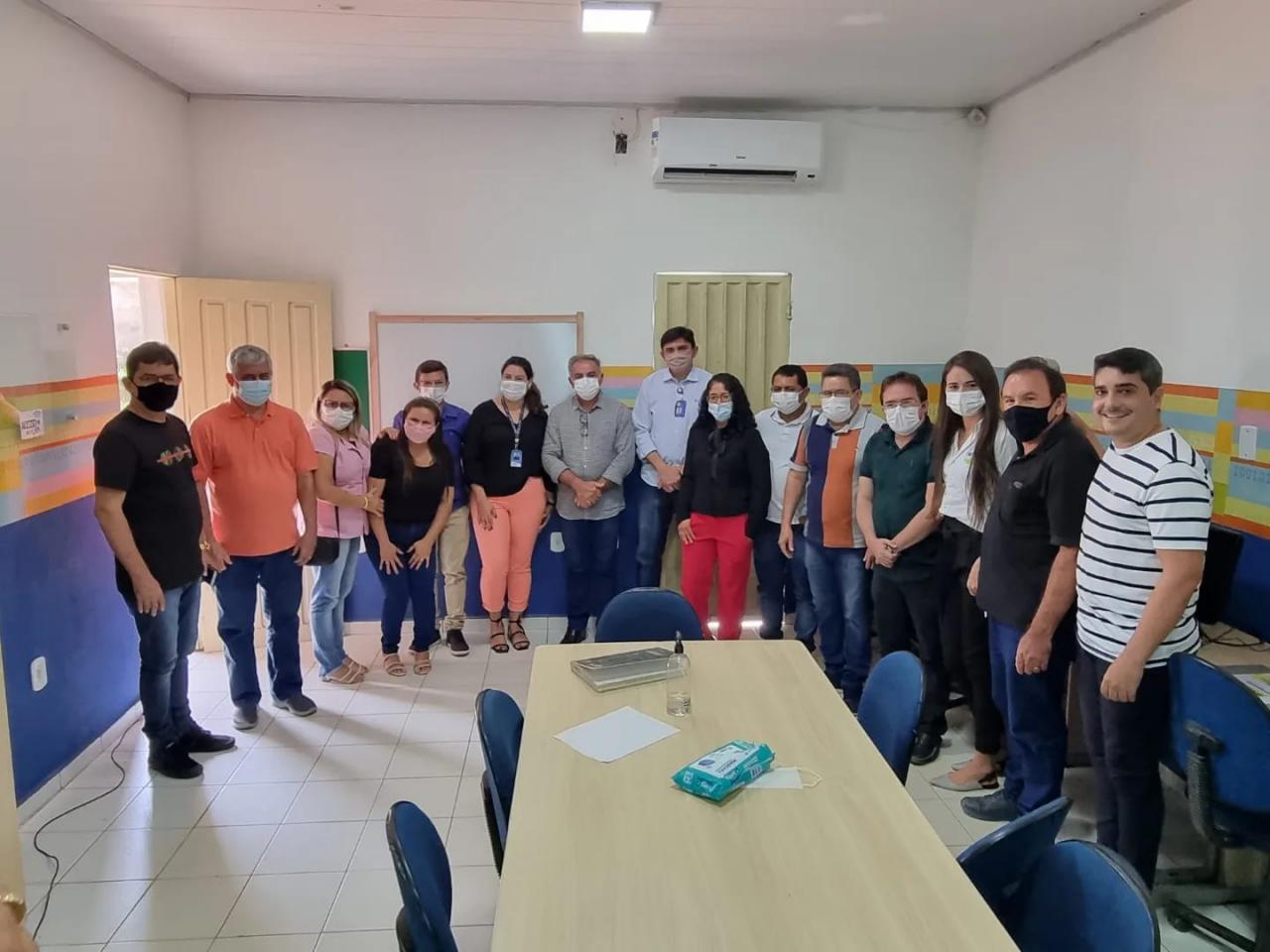 Prefeitura de Apodi participa de solenidade de projeto “Revitalizando Estação Digital: Multiplicando Saberes” nesta Terça(12)