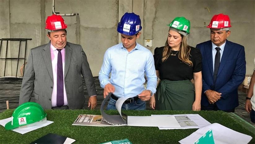 Presidente do Sicoob Potiguar apresenta estrutura da nova agência ao prefeito Allyson Bezerra