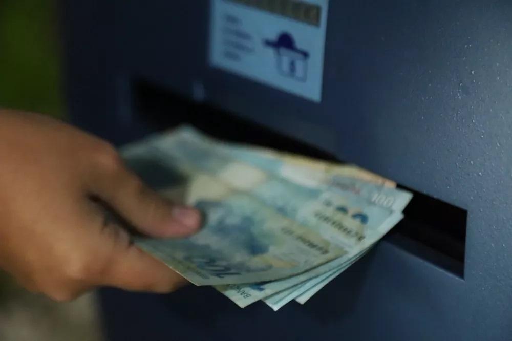 Servidores do RN recebem complemento dos salários de abril neste sábado (30), diz governo