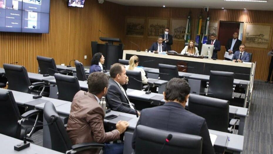 Câmara aprova correção salarial de cinco mil servidores de Natal