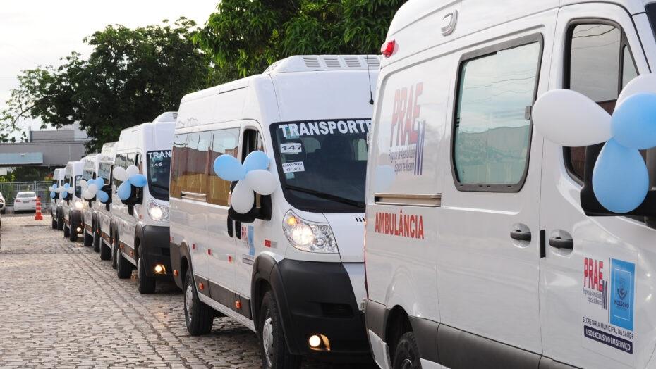 Em Mossoró, secretaria entrega novos veículos para atender pessoas com necessidades médicas