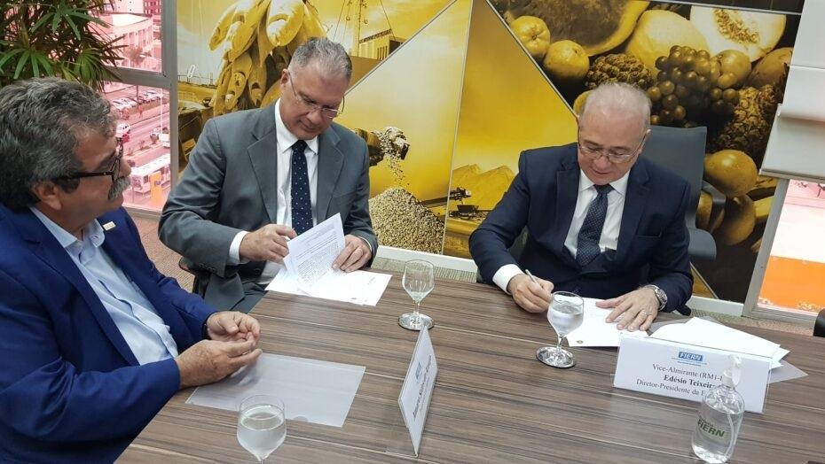 FIERN e Emgepron assinam acordo para projetos voltados à energias renováveis​