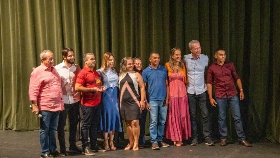 Instituto Riachuelo comemora um ano de atividades e homenageia costureiras do RN