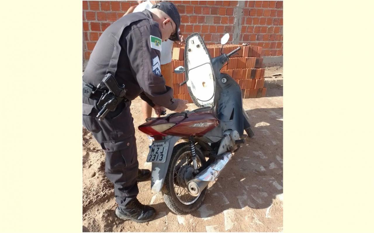 Polícia Militar recupera motocicleta roubada no distrito de Soledade em Apodi