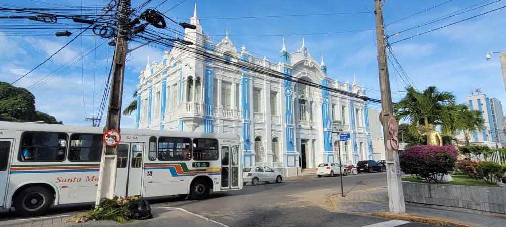 Projeto de lei para conceder isenção do ISS às empresas do transporte público de Natal tem seis emendas anexadas