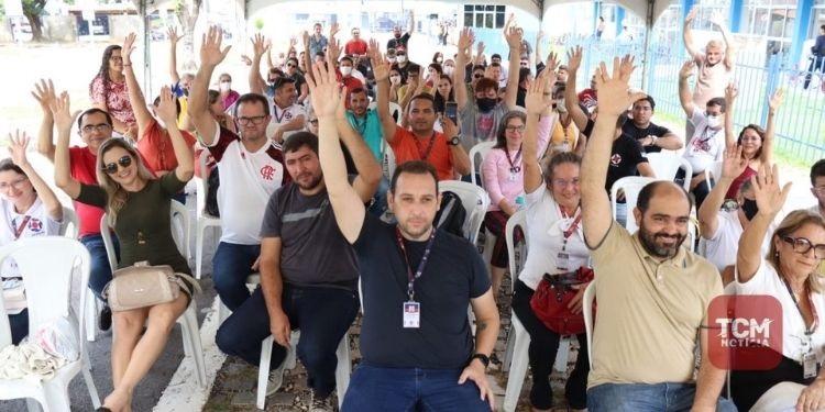 Servidores do Detran aprovam greve por tempo indeterminado