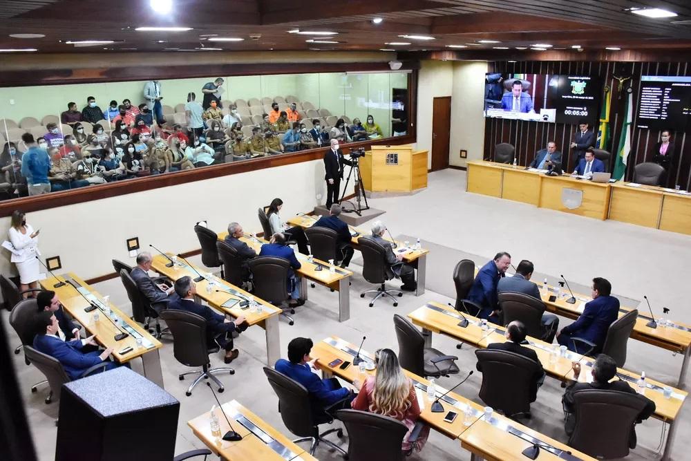 ALRN assina contrato e edital de concurso deve ser lançado na próxima semana