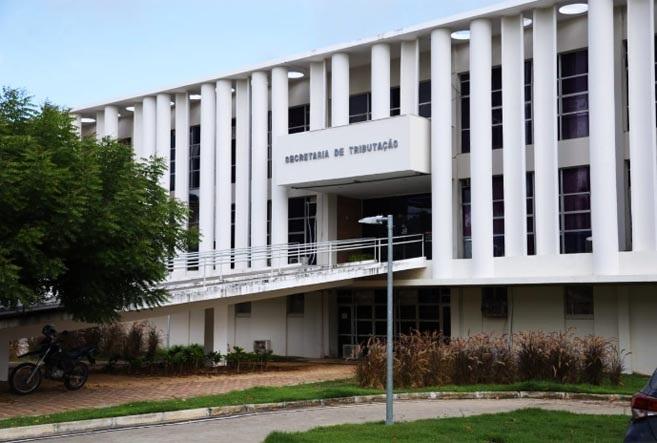 Cerca de 38 mil empresas do RN correm risco de perder inscrição por pendências