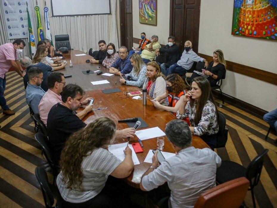 Gabinete de Crise se reúne para providências diante das últimas chuvas em Natal