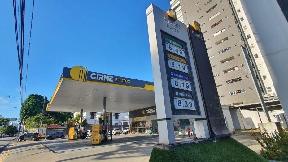Gasolina sobe 6,29% e diesel 6,95% em Natal, diz Procon