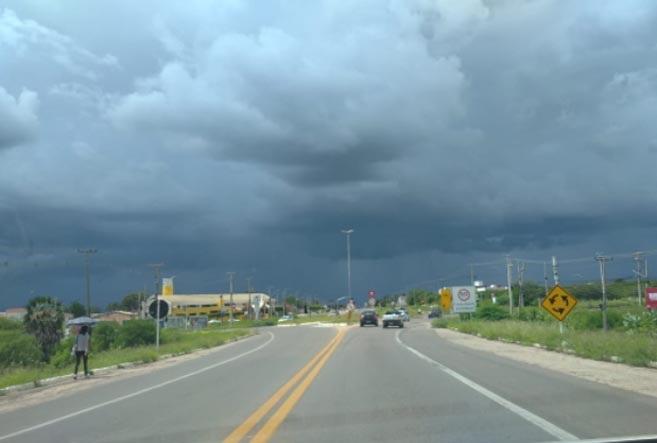 Maio chove 41% acima do esperado no Rio Grande do Norte, aponta sistema da Emparn
