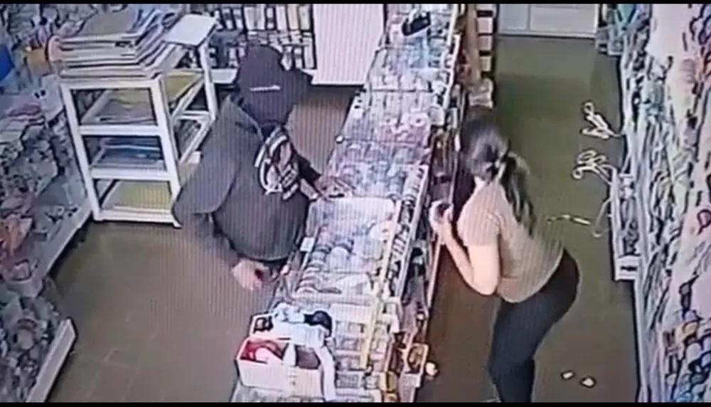 Polícia realiza busca e apreensão em investigação sobre morte de jovem na Grande Natal