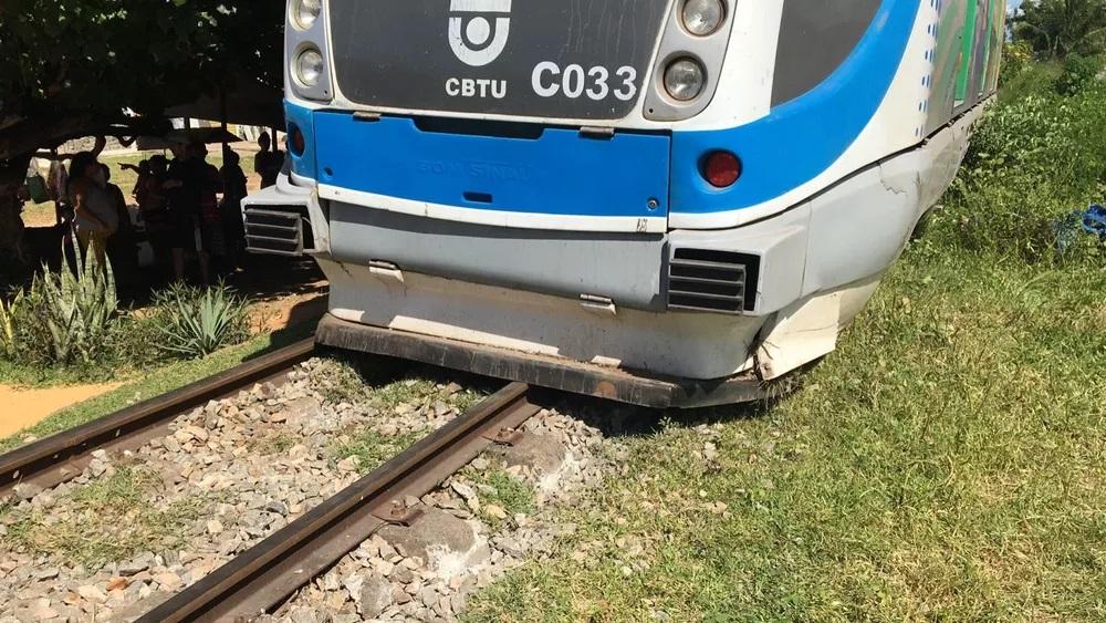 Trem descarrila e causa gritaria dentro de vagão em Natal; 'se o maquinista não tivesse parado, teria virado', diz passageira