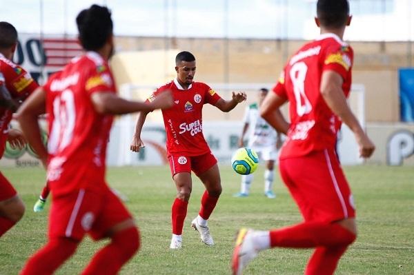 América de Natal consegue efeito suspensivo e volta a ter direito a jogo
