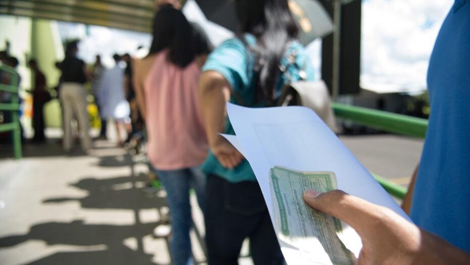 Eleitores com deficiência ou mobilidade reduzida podem pedir transferência do local de votação no RN