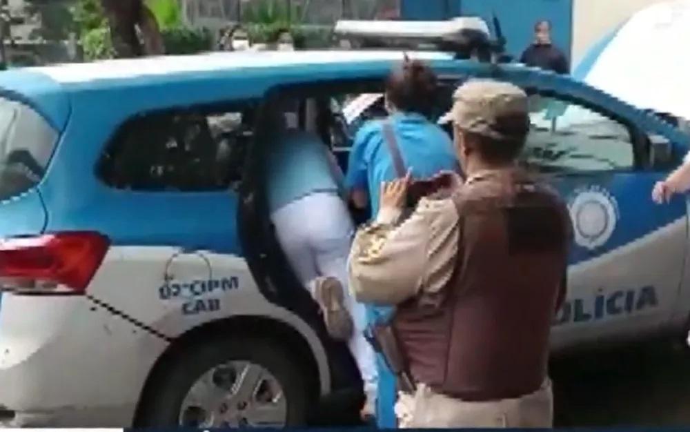 Mulher dá à luz dentro de viatura da PM em Salvador-BA