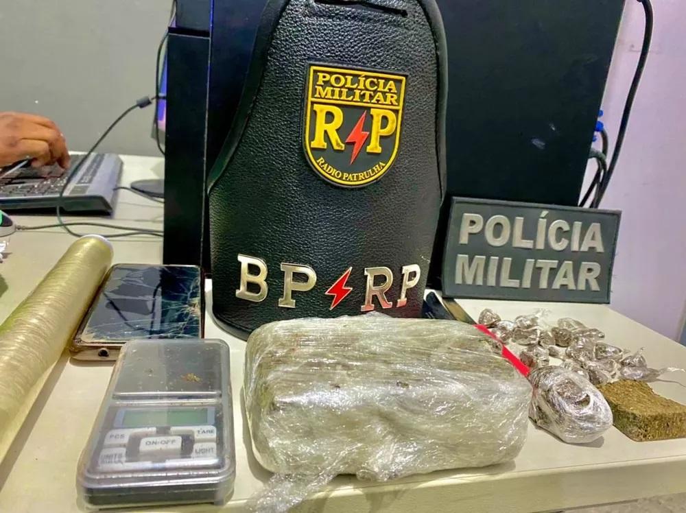Mulher é presa suspeita de vender drogas na Zona de Expansão de Aracaju-SE