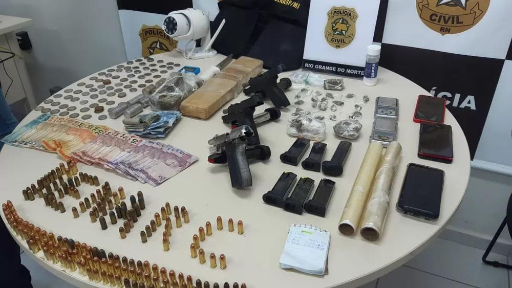 Policial militar e filho são presos por tráfico de drogas em Natal-RN