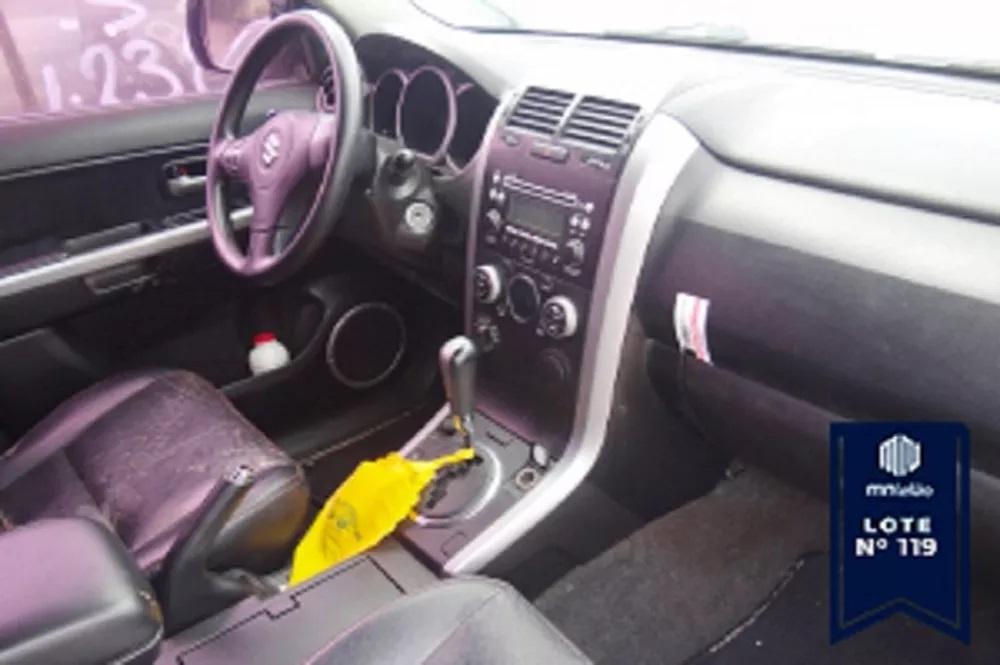 PRF realiza leilão de 366 carros e motos no RN