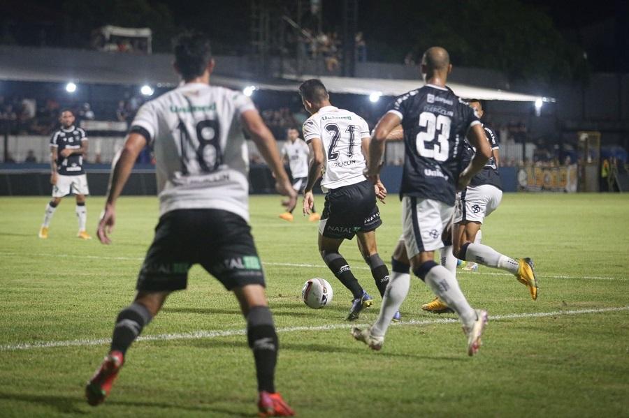 Remo faz 2 a 0 no Baenão e resultado acende sinal de alerta no ABC