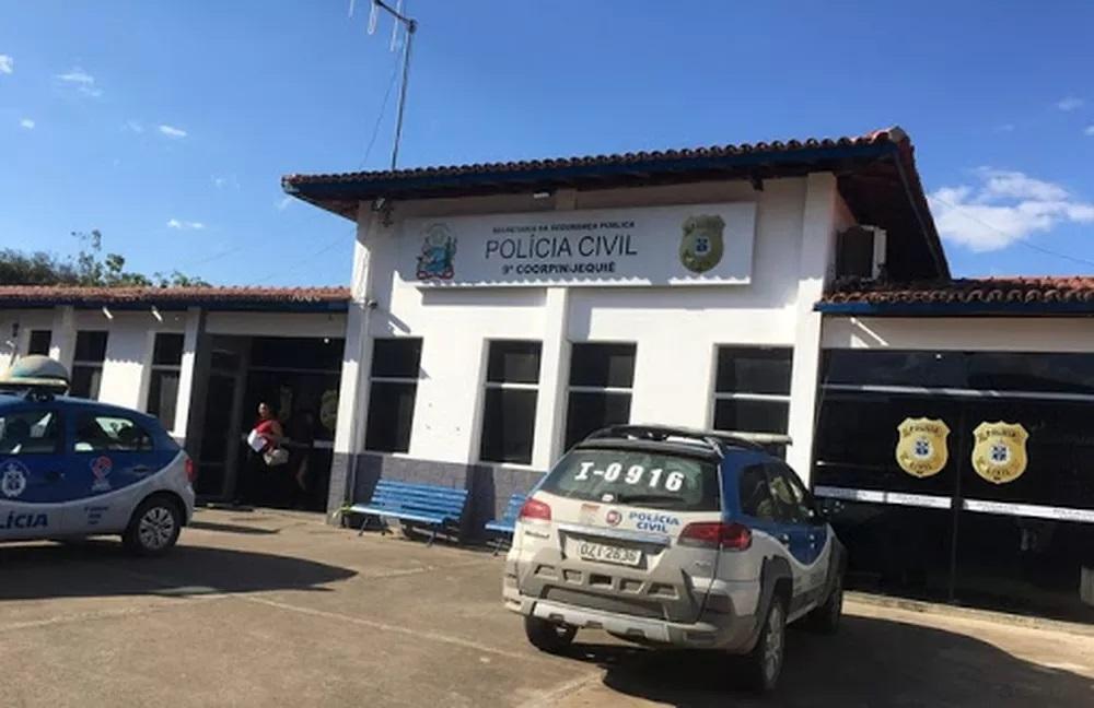 Suspeitos arrombam janela e executam homem dentro de casa no sudoeste da Bahia