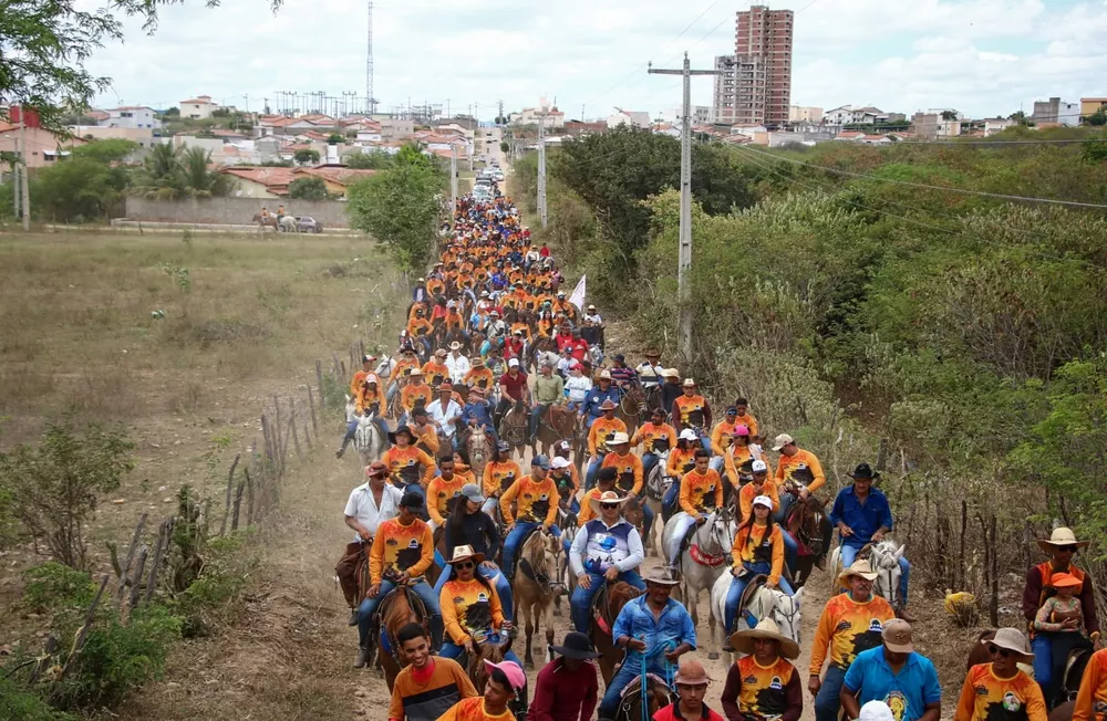 Feirinha e cavalgada abrem Finecap em Pau dos Ferros