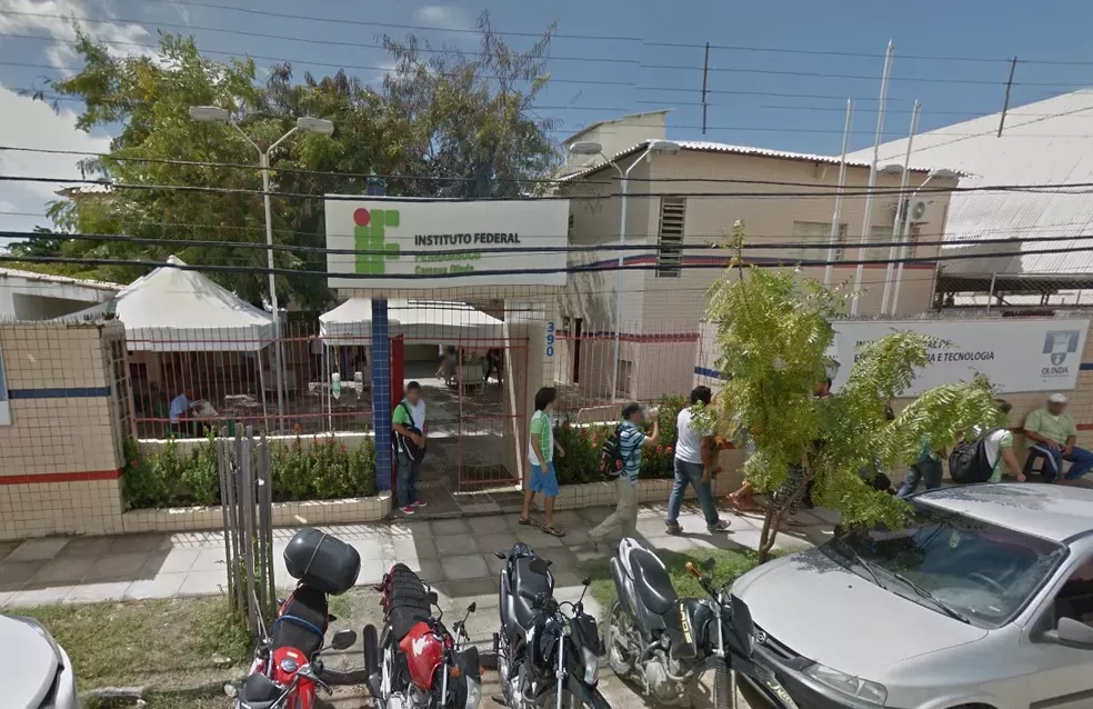 IFPE oferece cursos gratuitos de inglês e desenho afro-indígena em Olinda