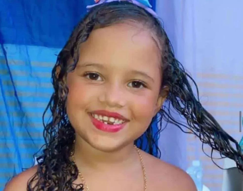 Ministério Público denuncia por homicídio PM responsável por disparo que matou menina Heloysa em Porto de Galinhas