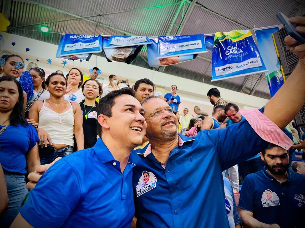 Neilton oficializa sua candidatura para Deputado Estadual nos braços do povo