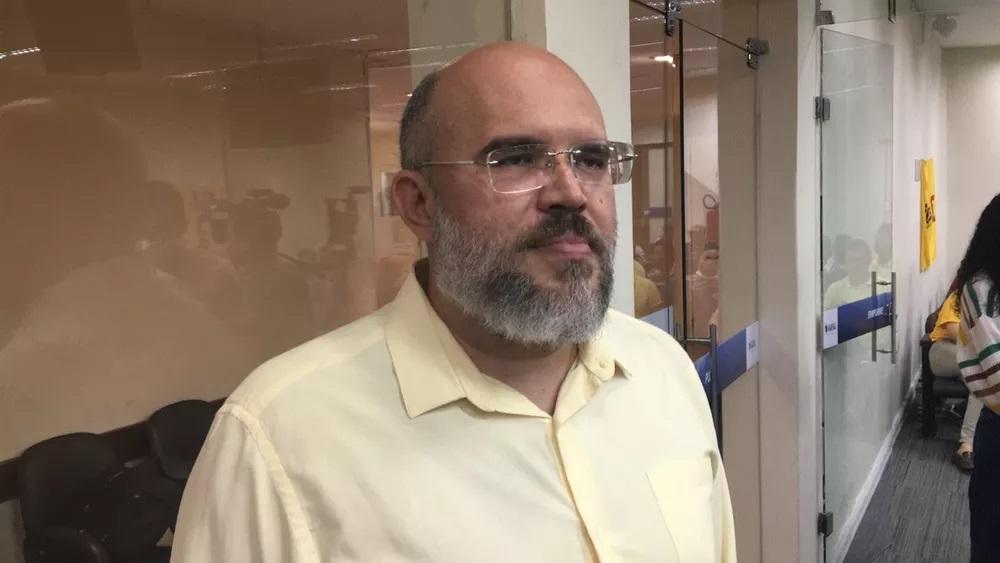 PSOL oficializa candidatura de Danniel Morais ao governo do RN