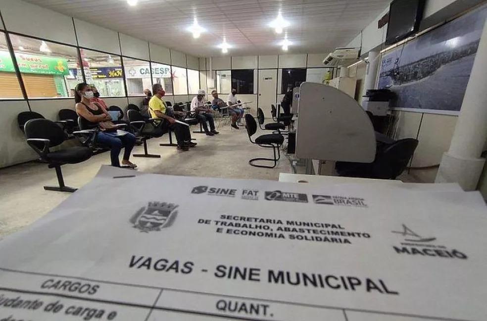 Sine Maceió oferta 200 vagas de emprego nesta segunda-feira