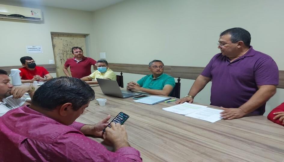 SINTRAPMA participa nessa manhã de reunião na Câmara Municipal dos Vereadores, para fiscalizar e conferir as correções do Projeto de Lei 254.2022