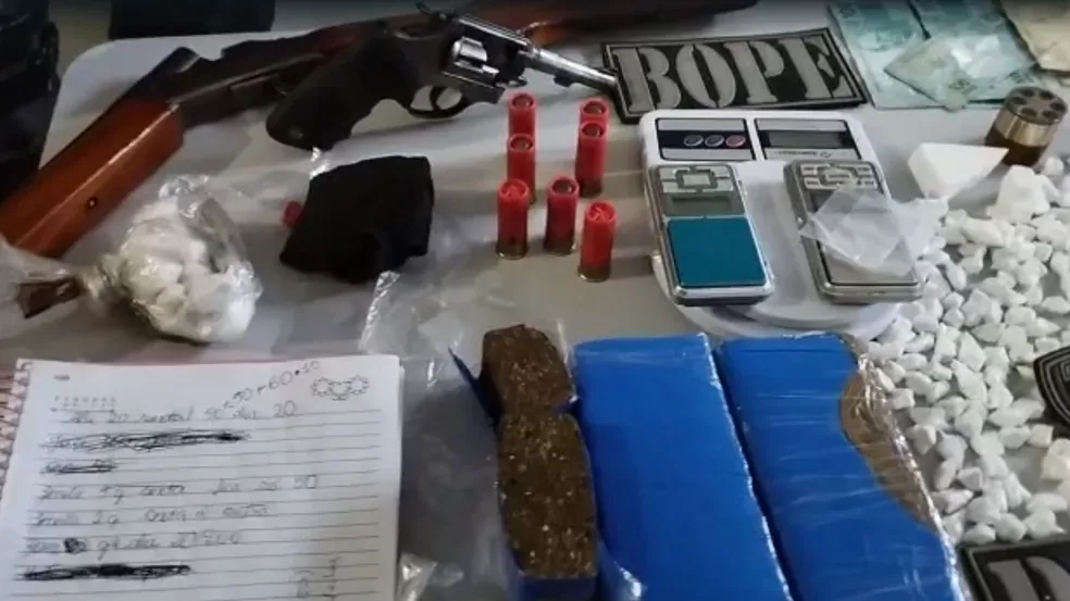 Operação prende dezenas de pessoas suspeitas de tráfico, roubos e homicídios no Sertão da PB