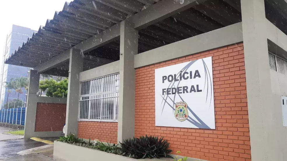 Polícia Federal cumpre mandado para apurar saque indevido do auxílio defeso