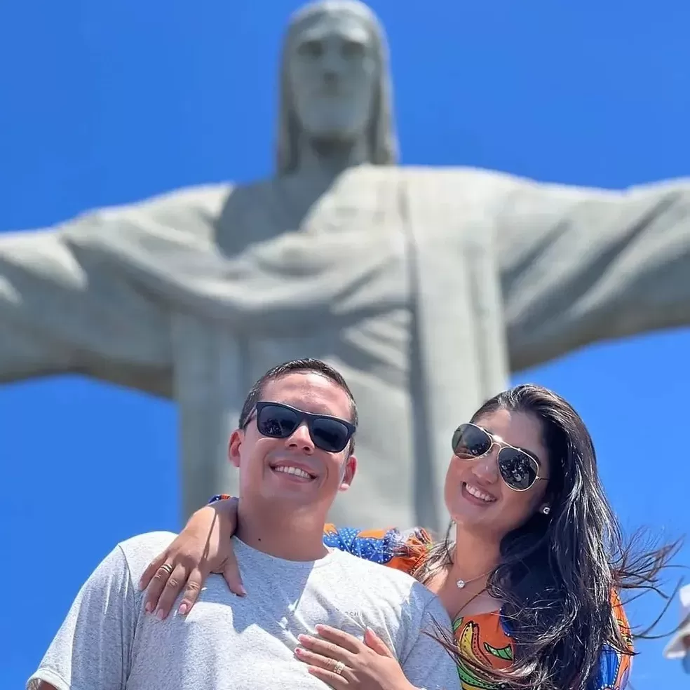 Policial militar mata esposa e depois tira própria vida em Surubim